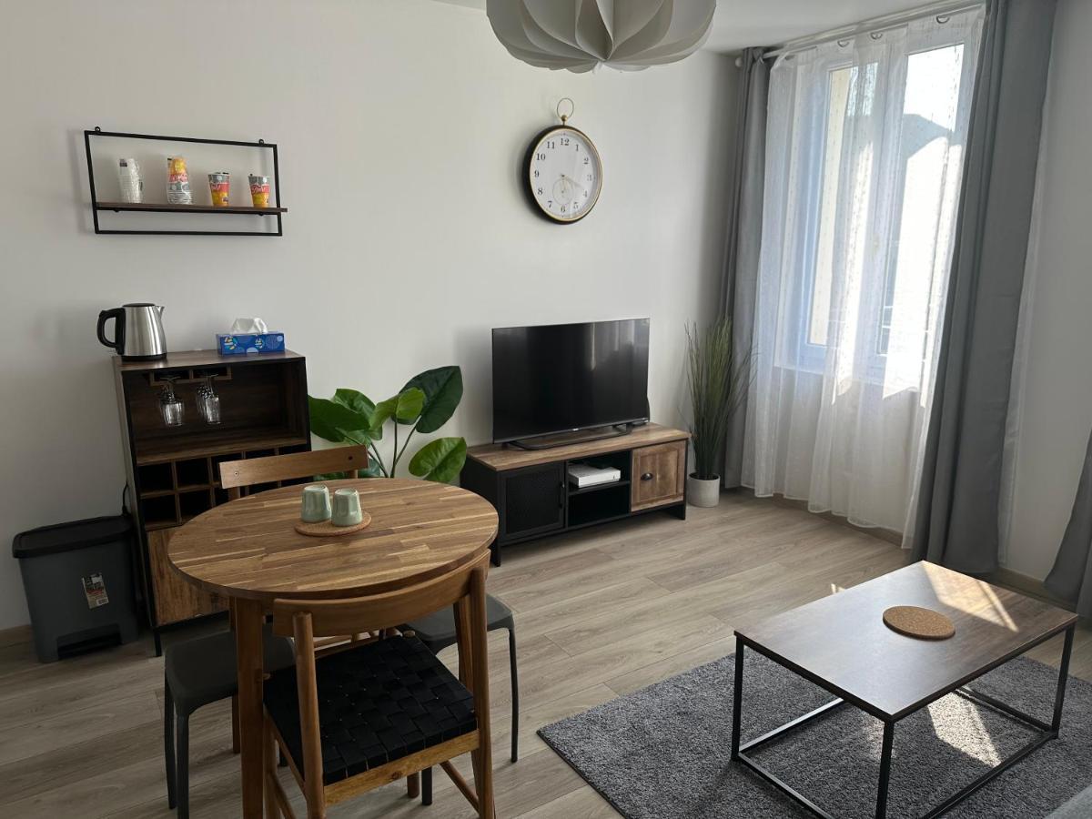 Appartement Agreable Et Confortable Pour 4 Personnes เลออาฟร์ ภายนอก รูปภาพ
